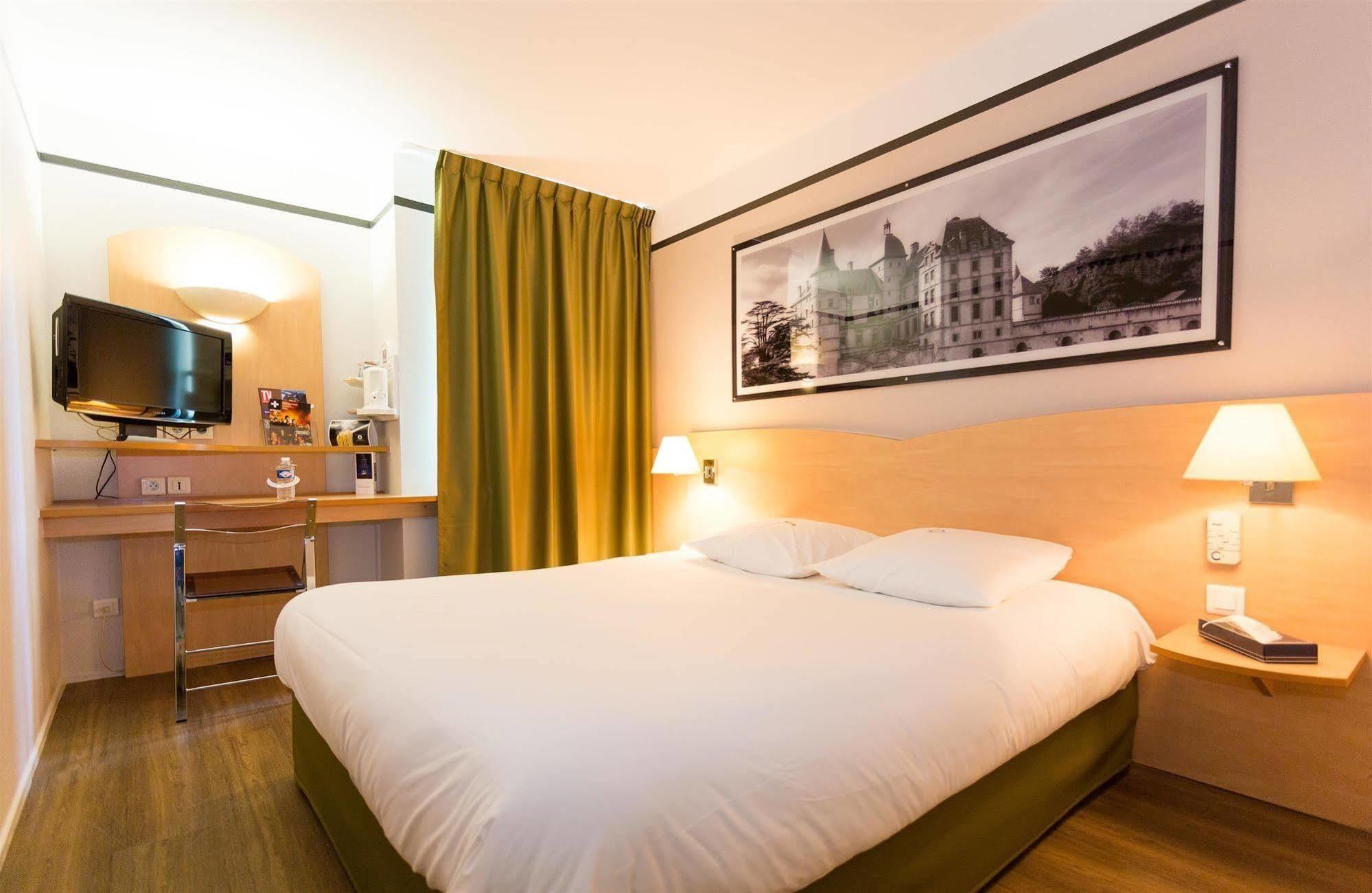 Hotel Inn Grenoble Eybens Parc Des Expositions Ex Kyriad Exterior foto